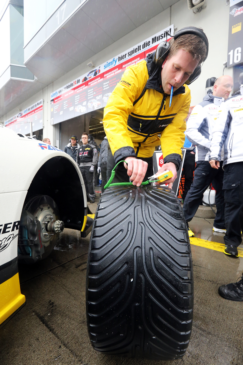 Illustration for article titled Why The 24 Hours Of The Nurburgring Is The Ultimate Proving Ground